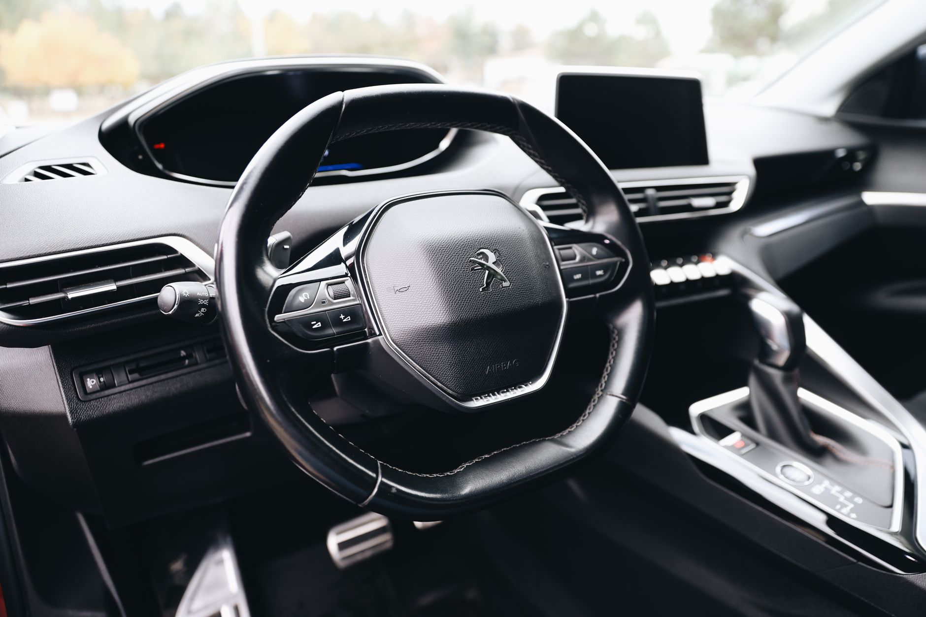 Durée de vie du moteur 1.2 PureTech 130 : que disent les forums ? — moteur Peugeot 1.2 PureTech gros plan